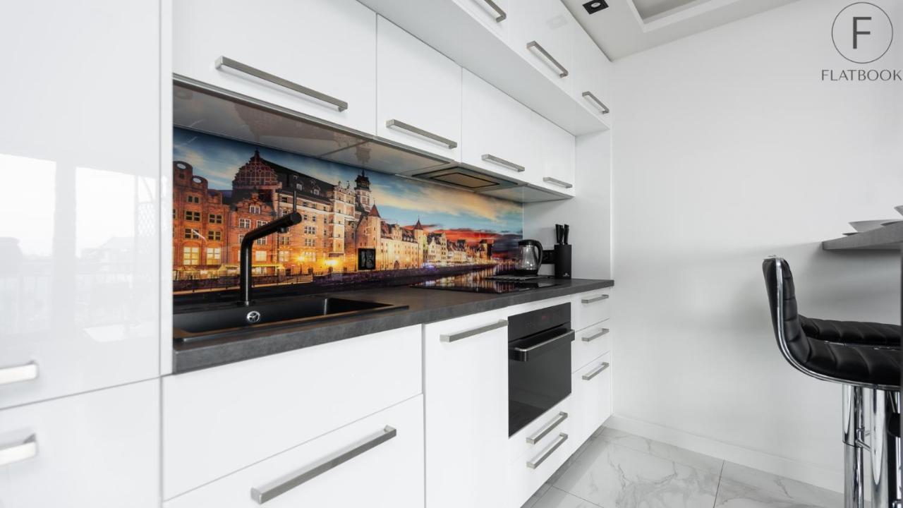 Flatbook Apartments Waterlane Island Spa With Riverview グダニスク エクステリア 写真