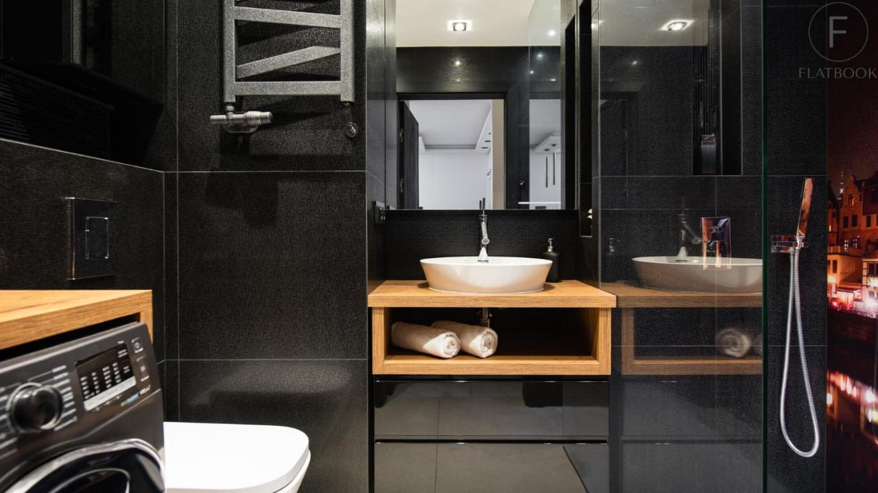 Flatbook Apartments Waterlane Island Spa With Riverview グダニスク エクステリア 写真
