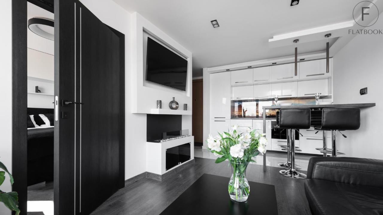 Flatbook Apartments Waterlane Island Spa With Riverview グダニスク エクステリア 写真